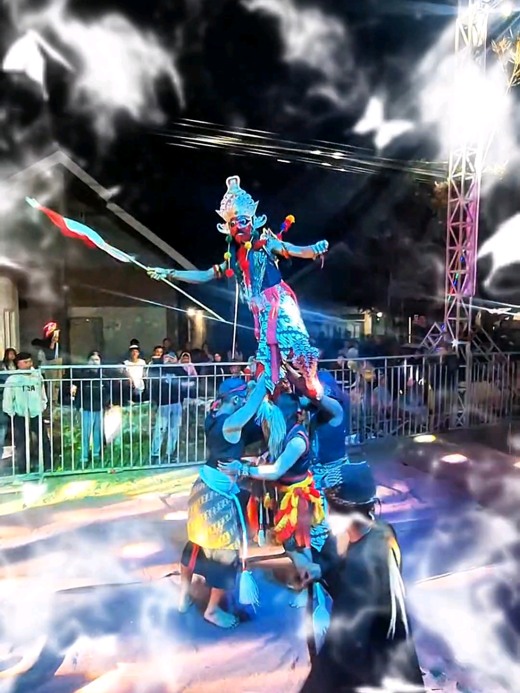 Dobol gank perform sequat leher hitam RT 18 #rw06 #tembokbarat #karnaval #soundhoreg #gunungjati @ysnaudio 