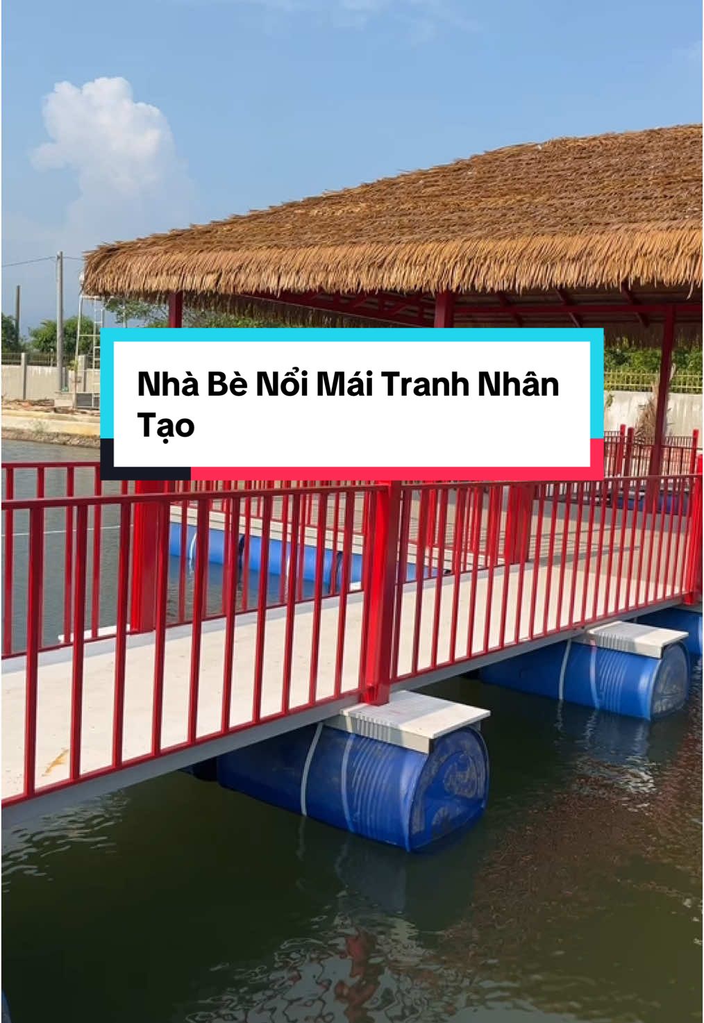 Nhà bè nổi mái tranh nhân tạo độ bền cao #xuhuong #nhabenoi #nhalapghep #cơkhi #fyp #thinhcokhi #khônggianđẹp #máitranhnhantao 