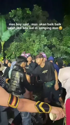 semua akan baik baik sajah, jika ada orang tersayang di samping kita🥺🫂 @BOY REAL. @فيصل @707 #boy #isal #affanfaisal #firmanboy #fyp 