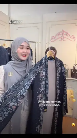 Review sarimbit gemersik raya style 3 warna sapphire 😍 yg mau ikutan PO bisa pesan di kazami demak ya kak.  wa : 081215085564 (atau klik link dibio ya sist)  #kazamistore #kazamidemak #fyp #bajulebaran #CapCut 