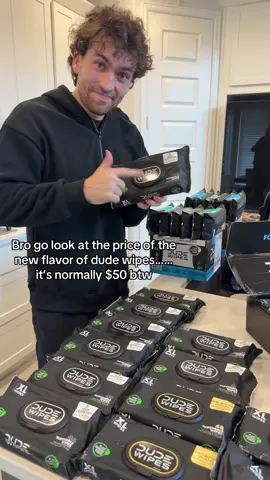 Bro go look at price of new flavor of dude wipes… #dudewipes #wipes #wetwipes #flushablewipes #dudewipesformen @dudewipes 