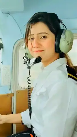 🛬🛫✈️#foryoupage #foryou #fyp #standwithKashmir #air #airport #airplane #foryouray_ 