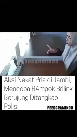  Aksi percoaan perampokan yang dilakukan FE (23) terjadi di Jalan Lintas Tebo-Bungo Km 4, Kelurahan Tebing Tinggi, Kecamatan Tebo Tengah, Jambi pada senin (25/8/2025) sore. Beredar kabar, pada percobaan perampokan yang terjadi sekitar pukul 16.30 WIB, pelaku awalnya mengisi bahan bakar minyak (BBM) sepeda motornya. Setelahnya, pelaku FE berpura-pura ingin melakukan tark tunai di gerai milik RA (23). Tak curiga, RA melayani FE seperti nasabah pada umumnya di gerai tarik tunai miliknya. Tiba-tiba, pelaku FE masuk ke gerai RA sambil menodongkan senjata tajam jenis parang pada korban. Korban yang kaget lantas berteriak minta tolong karena panik. Warga sekitar yang mendengar teriakan korban RA lantas berupaya kabur dengan mengendarai sepeda motor miliknya jenis Honda BeAt ke arah Jambi. Polisi yang mendengar adanya upaya perampokan, lantas melakukan penghadangan di depan Polres Tebodan pelaku berhasil ditangap. 