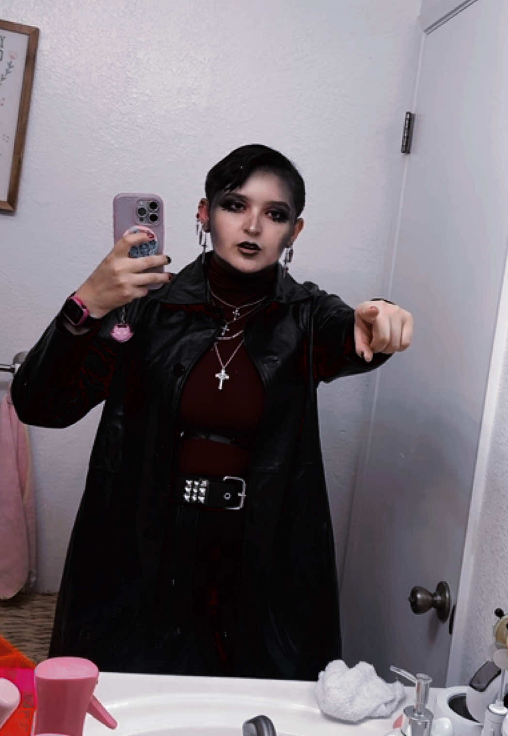 I ended up pulling an all-nighter bc I had a flight to catch the next morning #mcr #mcrsf #mychemicalromance #concertoutfit #concerttok 