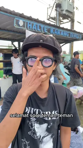 Tidak sekaya anggota DPR tidak joget asik seperti anggota DPR melain kan orang yang di cap tolol, yang hanya meneriaki BUBAR KAN DPR KITA CEES ROKY GERUNG KITA CEES PRESIDEN GUSDUR  #wel#fyp #gnpangrango #geothermal 