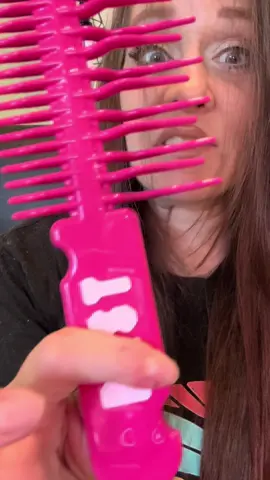 No more tugging, no more frizz ✨ My new detangler comb is officially a hair game-changer! #FrizzFreeHair #DetanglerComb #HairCareEssentials #SmoothStrands