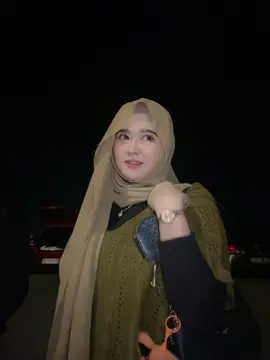 akting centil 😂