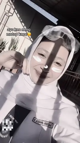 🤭