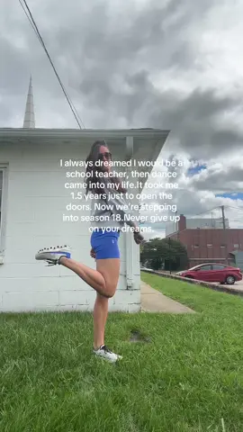 ✨Dreams don’t expire—keep chasing them, no matter how long it takes.  #NeverStopDreaming #dancerteacher #dailyreminder 