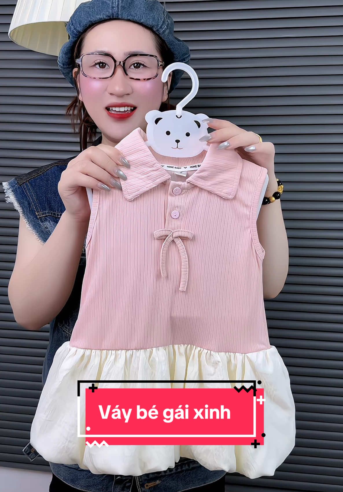Váy xinh lung linh cho bé 😍#thoitrangtreem #quanaotreem #thoitrangchobeyeu #vaybegai #vayxinhchobe 