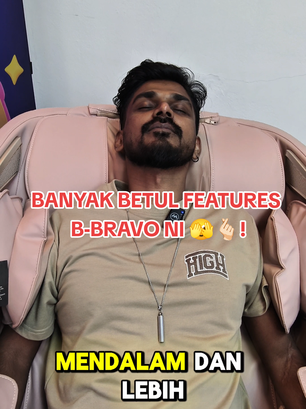 Memang menarik gaiss B Bravo ni 🤭! Selain drpd harga yg murah, korg dapat full body massage sekali tau + banyak features lagi! Tekan beg kuning tu kalau berminat 🫰🏻 #fyp #gintellmalaysia #bbravo #kerusiurut 