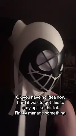 Yeah it was a lot of work to get it to stay upright  #hazbinhotel #lutecosplay #cosplaystruggles #helmets #cosplay 