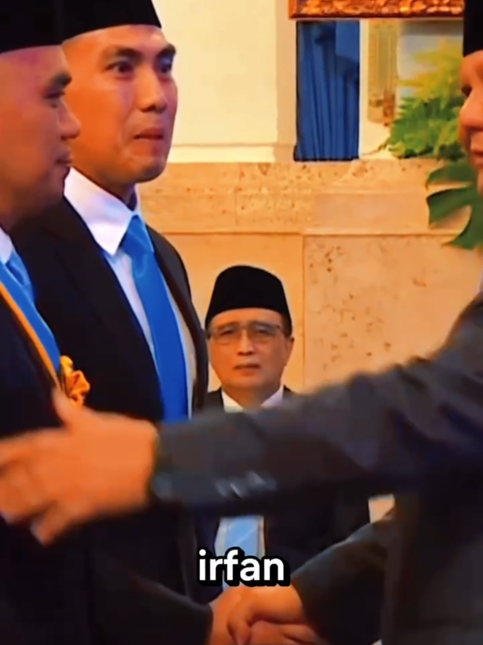 Polisi Berhati Malaikat, Irvan Diganjar Bintang Kemanusiaan dari Presiden #polisi #polri 