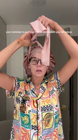 scalp serum for thinning, leave in for damage/protection/split ends + a silk bonnet 🤌🏻 I refuse to fall asleep without doing any of this!!  I have so much new growth because of the serum and retention because of the leave in. Definitely add these 2 products into your haircare routine asap!! #haircareroutine #scalpserum #thickeningserum #damagedhair #splitends