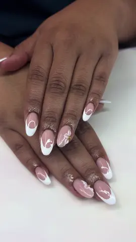 Now booking new clients ! @ nailsbynadia562 on insta !  #nailtech #nails #nailinspo #fyp #contentcreator 