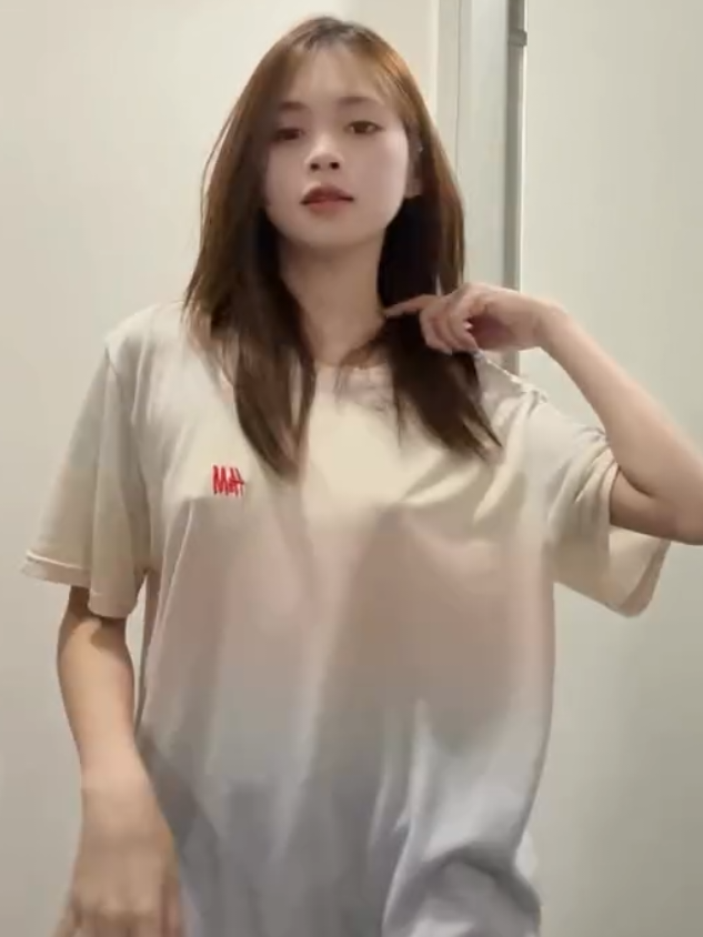 #xuhuong #nobra 