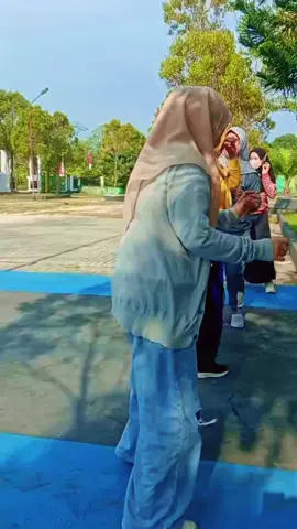 Video ini tdk melalui proses perizinan otak 😁