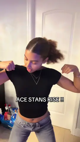 suiting up to defend ace #acefamily #aceloveisland 