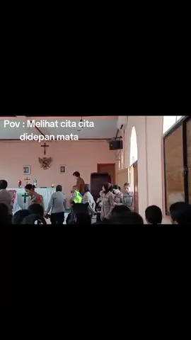 Seeing your dreams right before your eyes is so wonderful... hopefully I can become a policewoman and be able to protect the environment and the country.  #polwan #akademikepolisian 