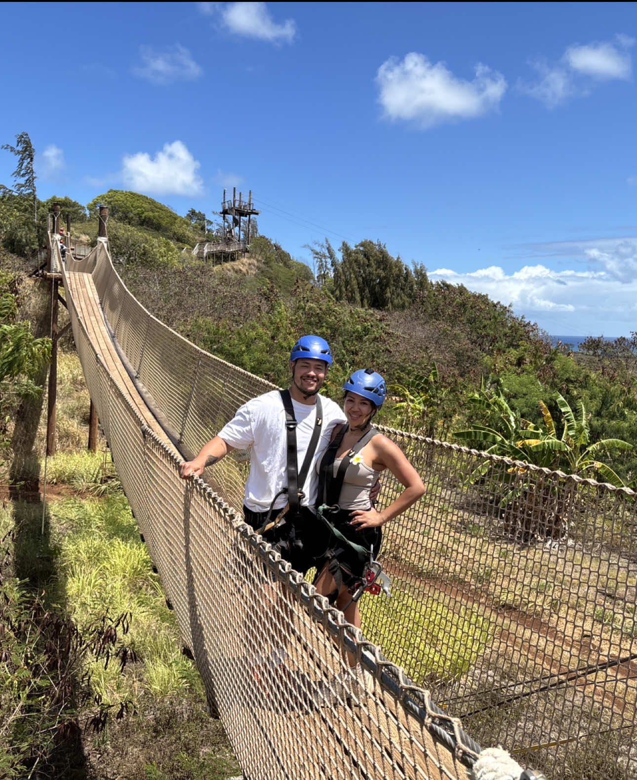 Such a fun experience!!! 8-Line zipline experience on Oahu’s North Shore. We got to learn more about Hawáii history and culture while being out there and got to try homegrown veggies and fruits.. views are breathtaking as well. We felt like such kids again today. Worth every $$$ 🫶🏼 🤙🏼🌞🌺🦥 #thingstodo #fyp #hawaii #ziplineadventure #oahu 