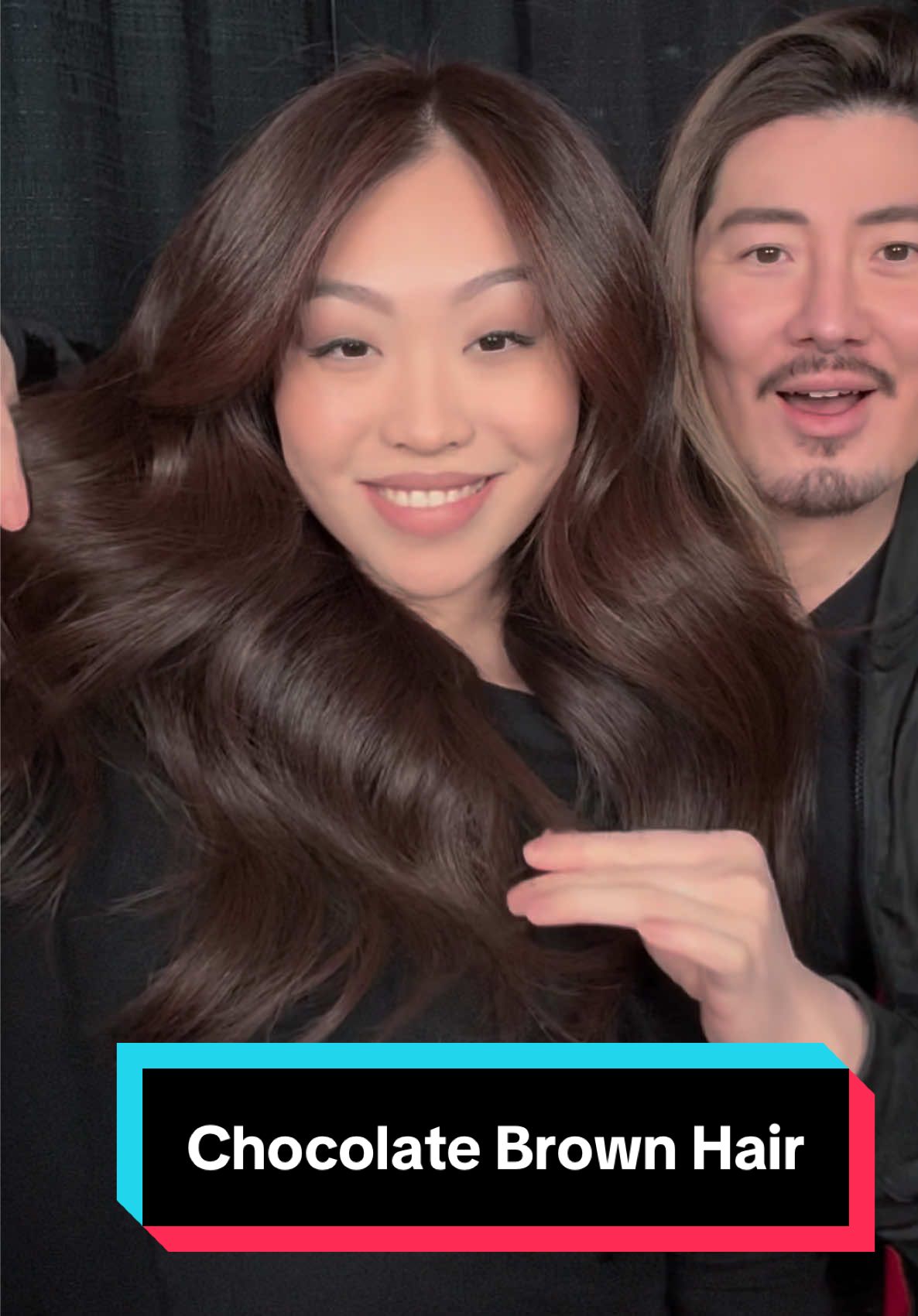 The BB (Brown/Beige) series in GuyTang color is so gorgeous and rich in tonality. Her natural starting level is a level 1 black. Here is her formula. 1️⃣1/2 5Bb + 1/2 8Bb with 20vol on the rootàge  2️⃣1/4 5Bb + 3/4 8Bb with 30vol on midshaft 3️⃣8Bb with 40vol on ends and face frame. All with @Olaplex no1 and #GuyTang #myhero collagen powder. After processing glaze the hair with the #guytang #mydentity Demi crème color. To add shine and richness to the hair.  1️⃣5g of Midnight Blue + 55g 7Bb with 6vol 1:2 on rootàge  2️⃣7Bb with 6vol 1:2 on mids to ends. # Process for 25 mins and treat the hair with #olaplex no2 and then shampoo condition with no4 and no5. Apply the no5 leave in conditioner and then blow dry and apply no7 on mids to ends before styling.         