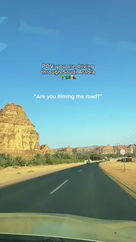 Everyone takes videos of roads when you travel right?🥹 #saudiarabia #alula #traveltiktok #fyp 