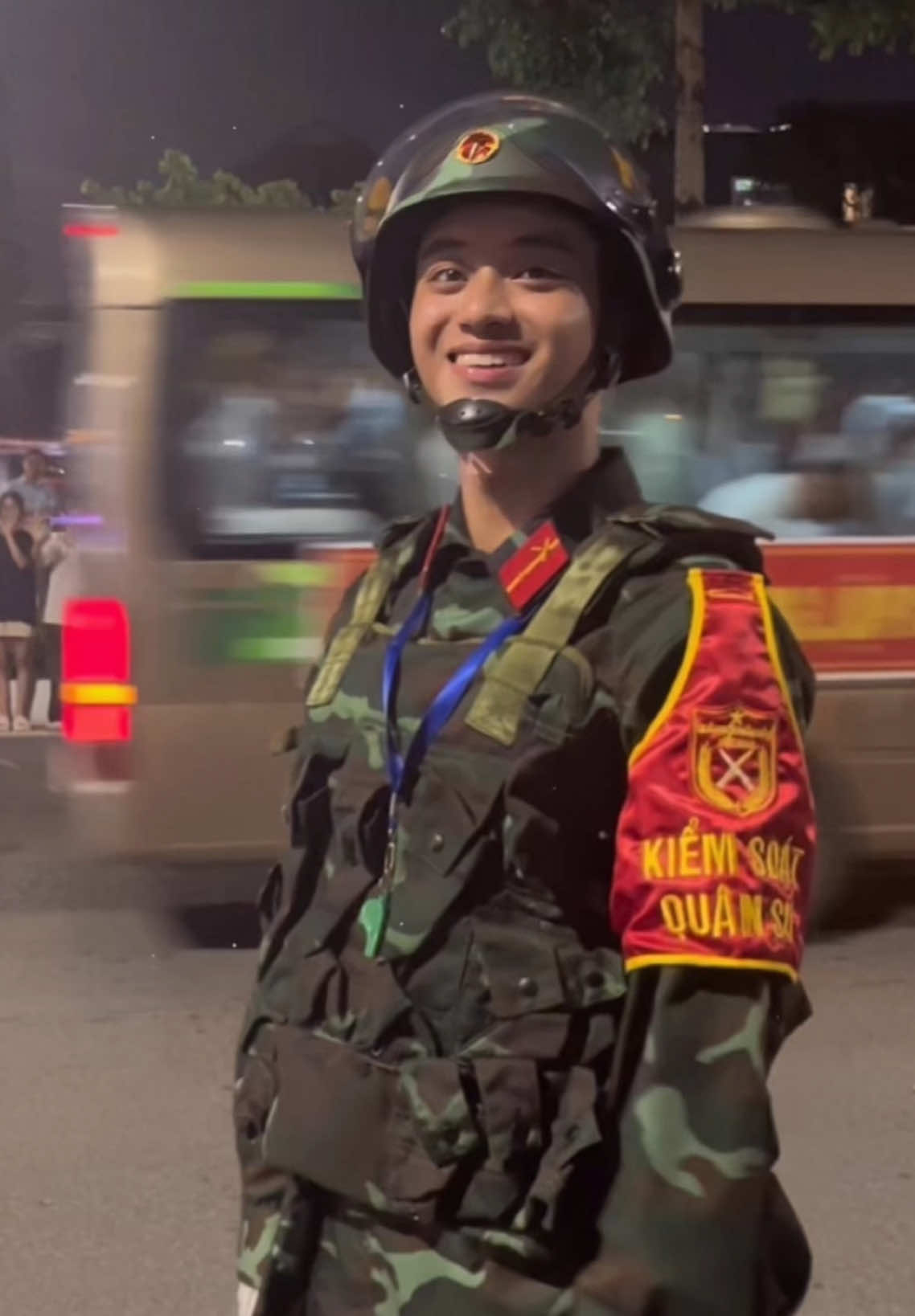 Tối đó không mưa nhưng em đã bị trúng tiếng sét tình iu đóooo 😭 Cảm ơn vid của @𝖓𝖌𝖔𝖈 𝖆𝖓𝖍 nhìu nhìu ạaa 🫶🏻 #viral #xuhuong #concertquocgia #kiemsoatquansu #a80 