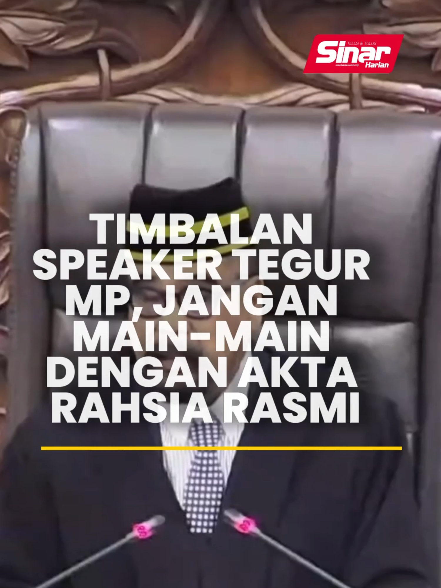 Timbalan Speaker tegur MP, jangan main-main dengan Akta Rahsia Rasmi Timbalan Yang Dipertua Dewan Rakyat, Datuk Dr Ramli Mohd Nor menegur ahli Parlimen agar berhati-hati ketika membangkitkan isu melibatkan dokumen yang tertakluk di bawah Akta Rahsia Rasmi (OSA) 1972. Beliau berkata, walaupun ucapan dalam Dewan Rakyat dilindungi Perkara 63 Perlembagaan Persekutuan, sebarang pendedahan dokumen rasmi tetap boleh mengundang siasatan pihak berkuasa kerana siaran prosiding dipancarkan kepada umum. Anda boleh baca berita penuh di portal Sinar Harian di www.sinarharian.com.my atau swipe up di IG story serta jangan lupa follow IG @sinarharian untuk berita terkini dalam dan luar negara. Muzik: Elevate dari www.bensound.com #SinarHarian #BeritaSemasa #OSA #Parlimen