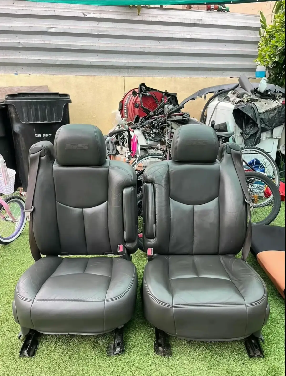 oem ss seats asking $900 negotiable Lmk