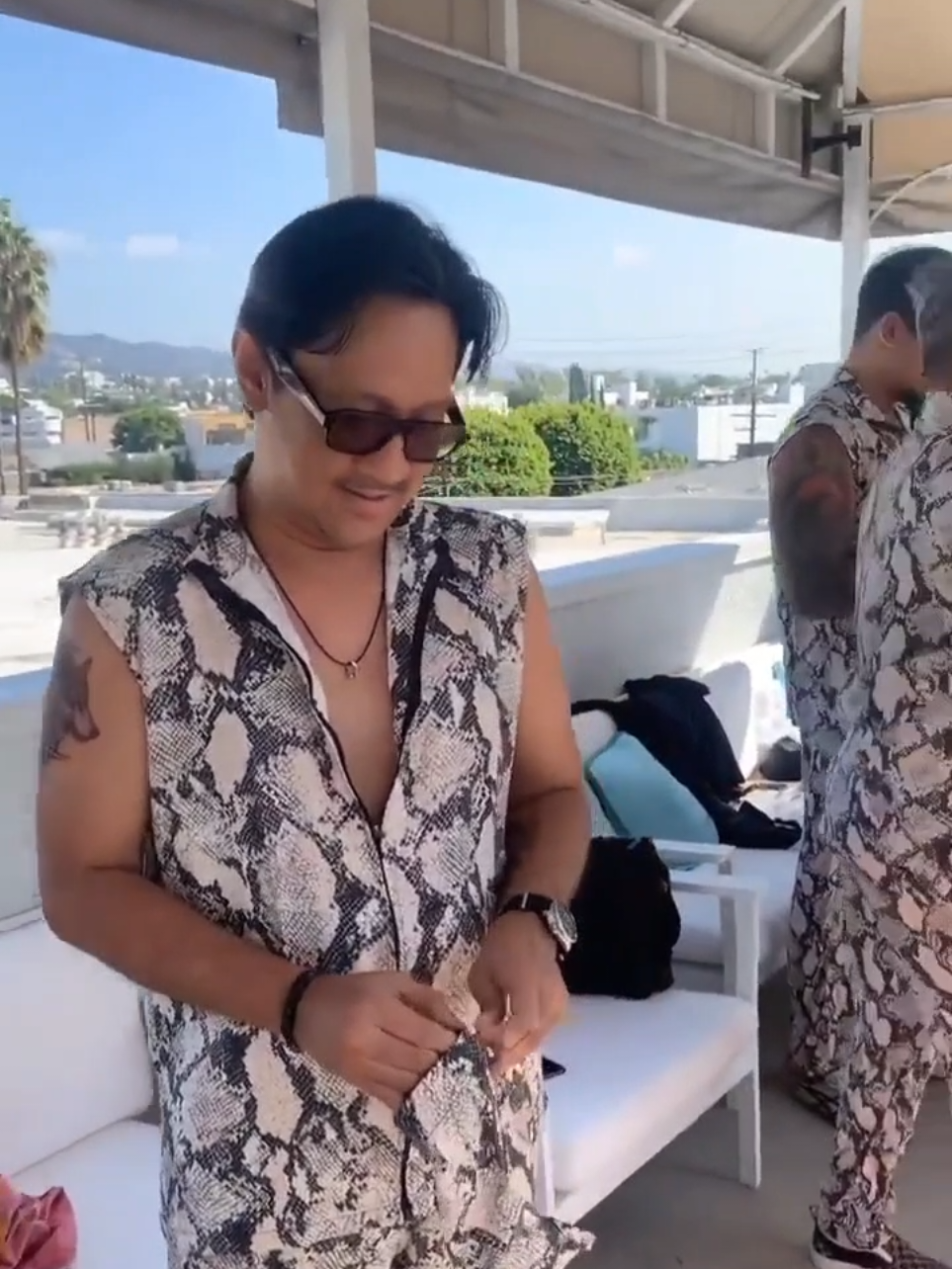 ANDRE RISIH PAKE BAJU ULAR THE PREDIKSI DI AMERIKA🤣 #predain #theprediksi #bedatetapjaya 
