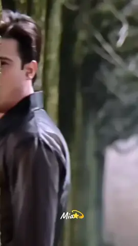 Kita Istimewa bagi siapa yang memahami,dan kita individu yang menarik bagi siapa yang benar-benar mengenali dan menyayangi ...#padahariini #justforyou #trending #bollywoodsong 