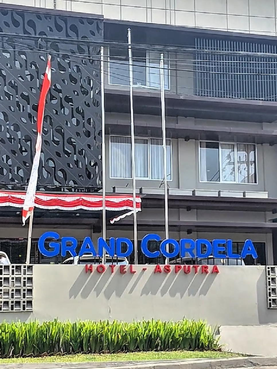 ✨ Setiap perjalanan butuh tempat singgah yang nyaman… Di Kuningan, pilih aja Grand Cordela Hotel AS Putra 🏨 📍 Lokasi strategis di pusat kota 🛏️ Kamar modern & cozy 💸 Booking via TikTok = harga lebih hemat! 👉 Klik tag lokasi sekarang dan klaim harga spesialnya 🎉 #grandcordelahotelkuningan   #GrandCordelaHotel #HotelKuningan #kuninganjawabarat #kuninganjabar 