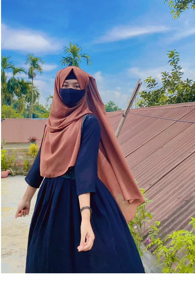 জামা আটকে গেছে🤦‍♀️... #mahafujamoon #tiktok 