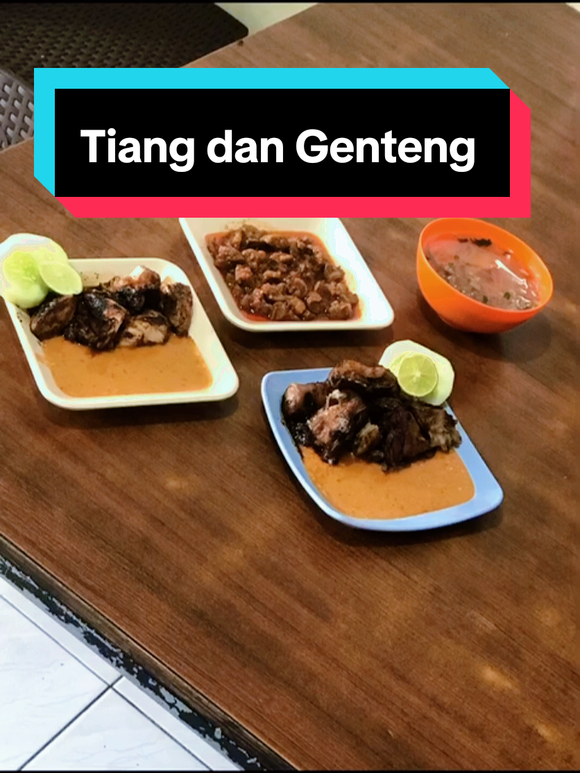 ini bukan soal tiang dan genteng 😊😊 mari mampir 🙏🙏 #kulinerbanjarmasin #ayampanggang #ayampanggangbanjarbungtomo #kulinersamarinda #videoviral 