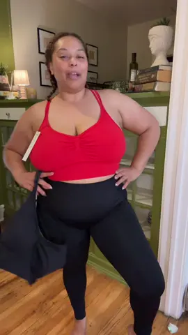 Size down the BRXL Top. This top is definitely large bust friendly! The BRXL yoga pants are true to size & so comfy! Both are in the same link. #brxl #yogapants #gymset #workoutoutfit #curvyfashion 