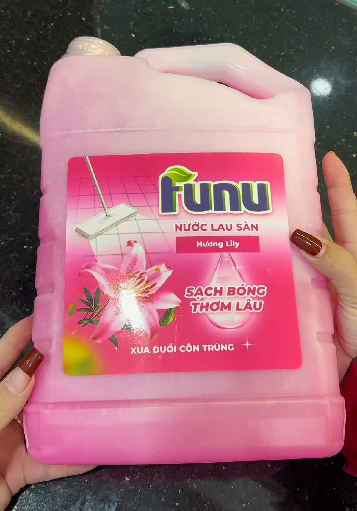 Nước lau sàn funu xua đuổi muỗi côn trùng can 3,8kg #emkieutaphoa #nuoclausan #nuoclausanfunu #funu 
