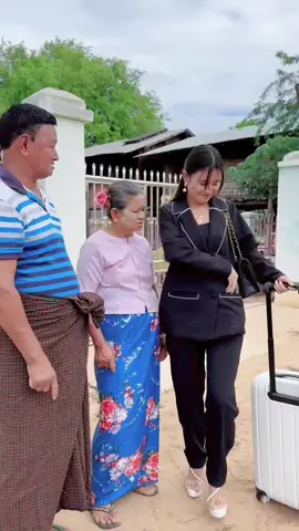 ကျမအခု နိုင်ငံခြားကို သွားနေပါပီ 😂#phyuphyuhtwe #ချစ်တာဖြူဖြူထွေးလေး #ဖြူဖြူထွေးဟုခေါ်သည် #ဖြူဖြူထွေးလေးပါဗျ 