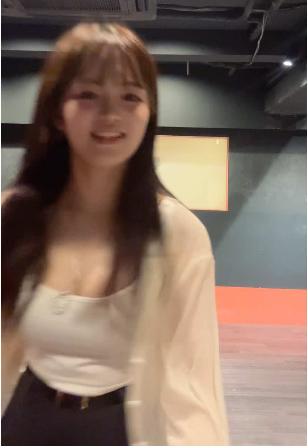 これ撮ってる途中に他のモデルさん来たので一瞬消えました笑#06 #おすすめ 