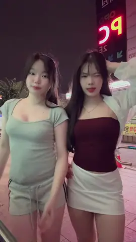 2 anh bảnh nhỉ @Dang huyen trang 👻 #fyp #viral #xuhuongtiktok 
