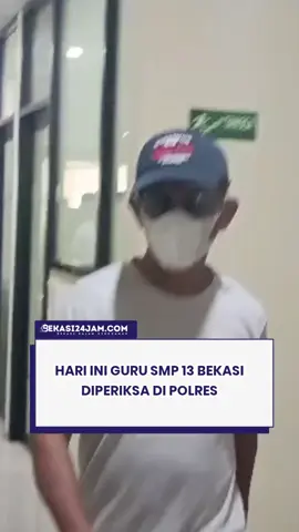 Update terbaru: Guru olahraga dari SMP Negeri 13 menjalani pemeriksaan terkait dugaan pelecehan di Polres Metro Bekasi Kota, Selasa (26/8/2025). #Bekasi #bekasinian #bekasi24jam 