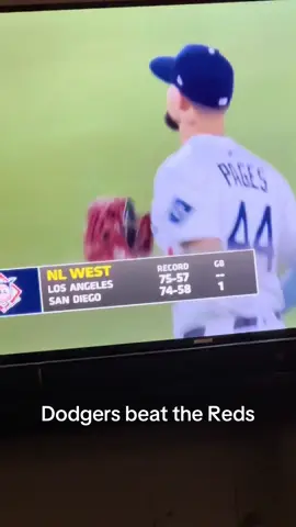 Dodgers back in the lead. We beat the Reds tonight  #dodgers #shoheiohtani #MLB #dodgerstadium #mlbb 