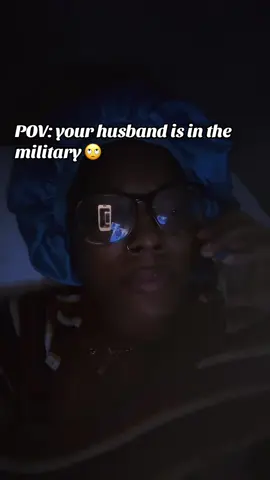 😭😭😭 tf year ? #militarywife #wife #militaryspouse #trend 