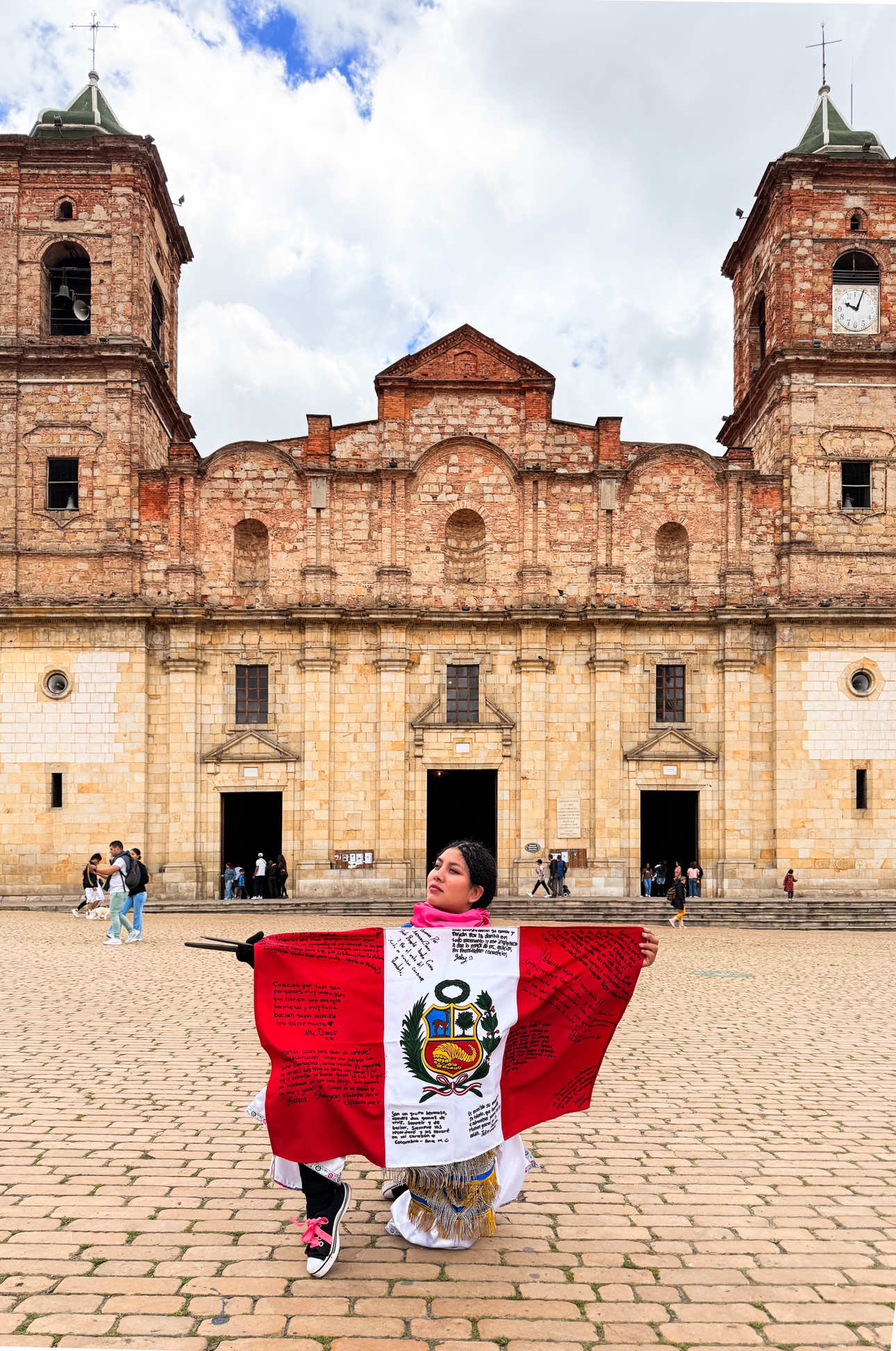 Festival de Danza Folklórica en Zipaquira - Colombia  #colombia #cultura #viajes #art #danz 