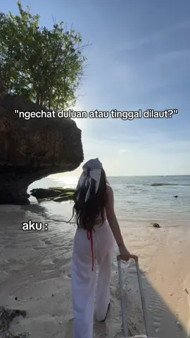 otw bikini bottom 😃🍍. gengsiii dooongggg yaaaaa 