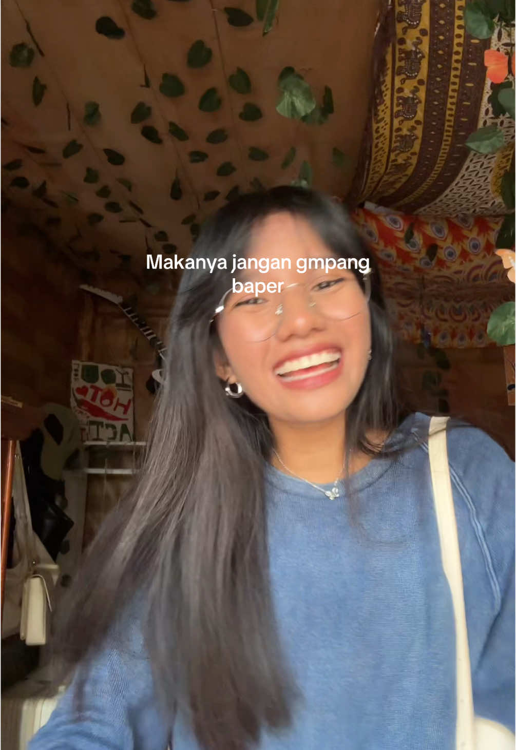 🫵🏽😭