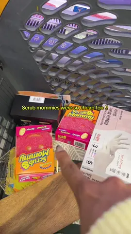 It’s basically like the Walmart here 😆 #southkorea #emart #foryoupage #fypシ #foru 