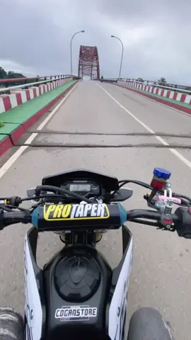 Cari angin #fyp #crf #motorcycle #kalimantan #murungraya #purukcahu 