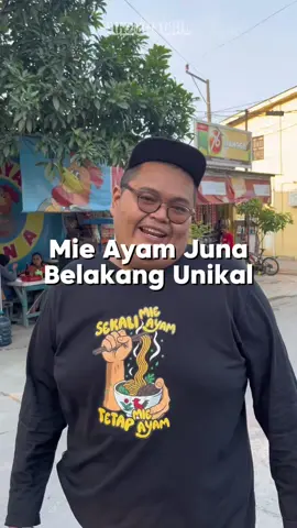 Mie ayam ning Kota Pekalongan sing murce dan lokasine nylempit ning mburi Unikal ke, Lhem! 😁 📍: Mie Ayam Juna (google maps: Mie Ayam Juna) 🗓: Buka tiap hari ⏰: 11:00 - 22:00 WIB 💸: Mie ayam Rp10,000 #pekalongan #kulinerpekalongan #arzaqiabil #urusanejel 