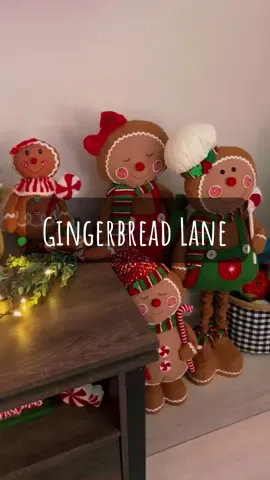 7 more days and this will be my view!!!! 🎄🥹 And yes, I know it’ll only be September but i need this view for months, not weeks!!!😍 #christmas #christmasdecor #christmasdecorations #christmascountdown 