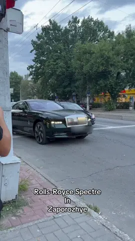 #vlncity #sergiyko_b #rollsroyce #specter #rr #rollsroycespectre #zaporizhzhya 